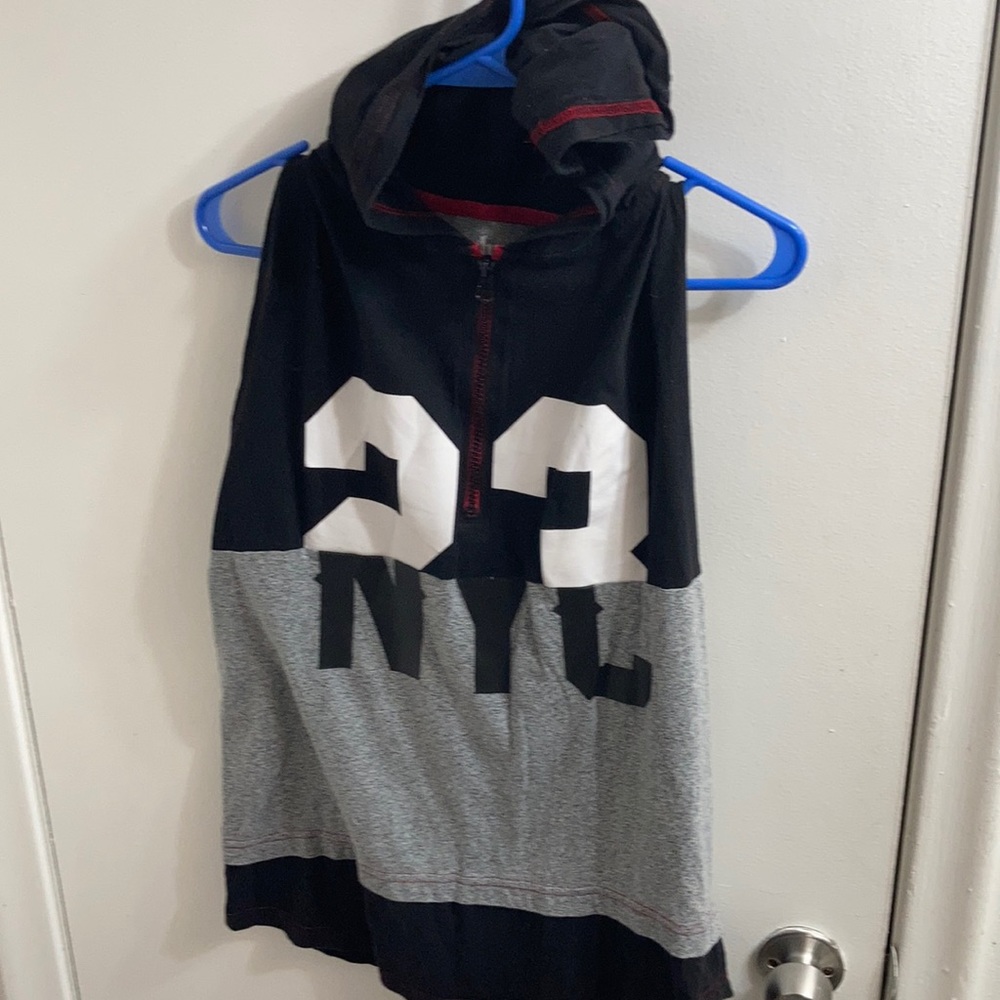 23 NYC basketball no sleeved shirt